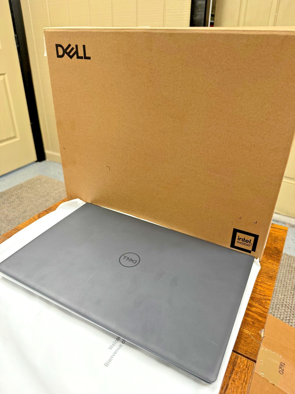 Dell – 15.6″ 2K Touchscreen Laptop – Intel 13th Generation Core i7 1355U (Used)