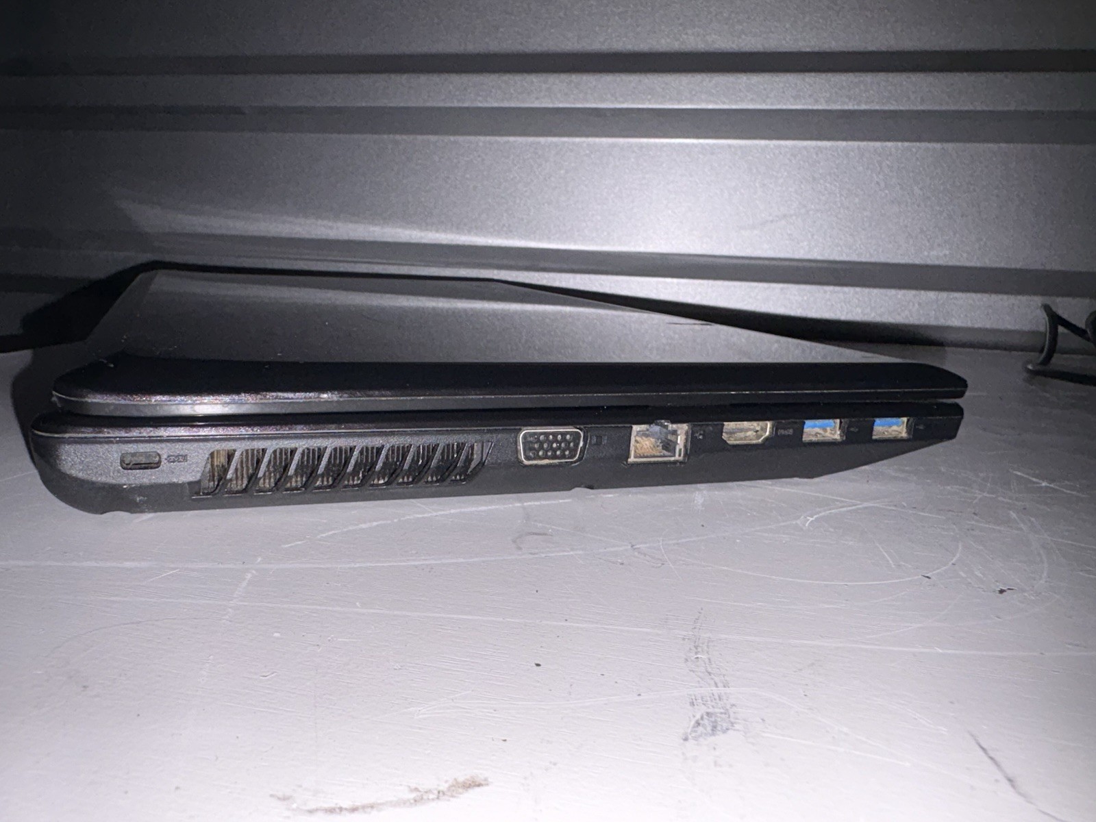 Lenovo G580 20150 i5-3210M 8GB 960GB HDD Intel Integrated W/ Charger (READ DESC)