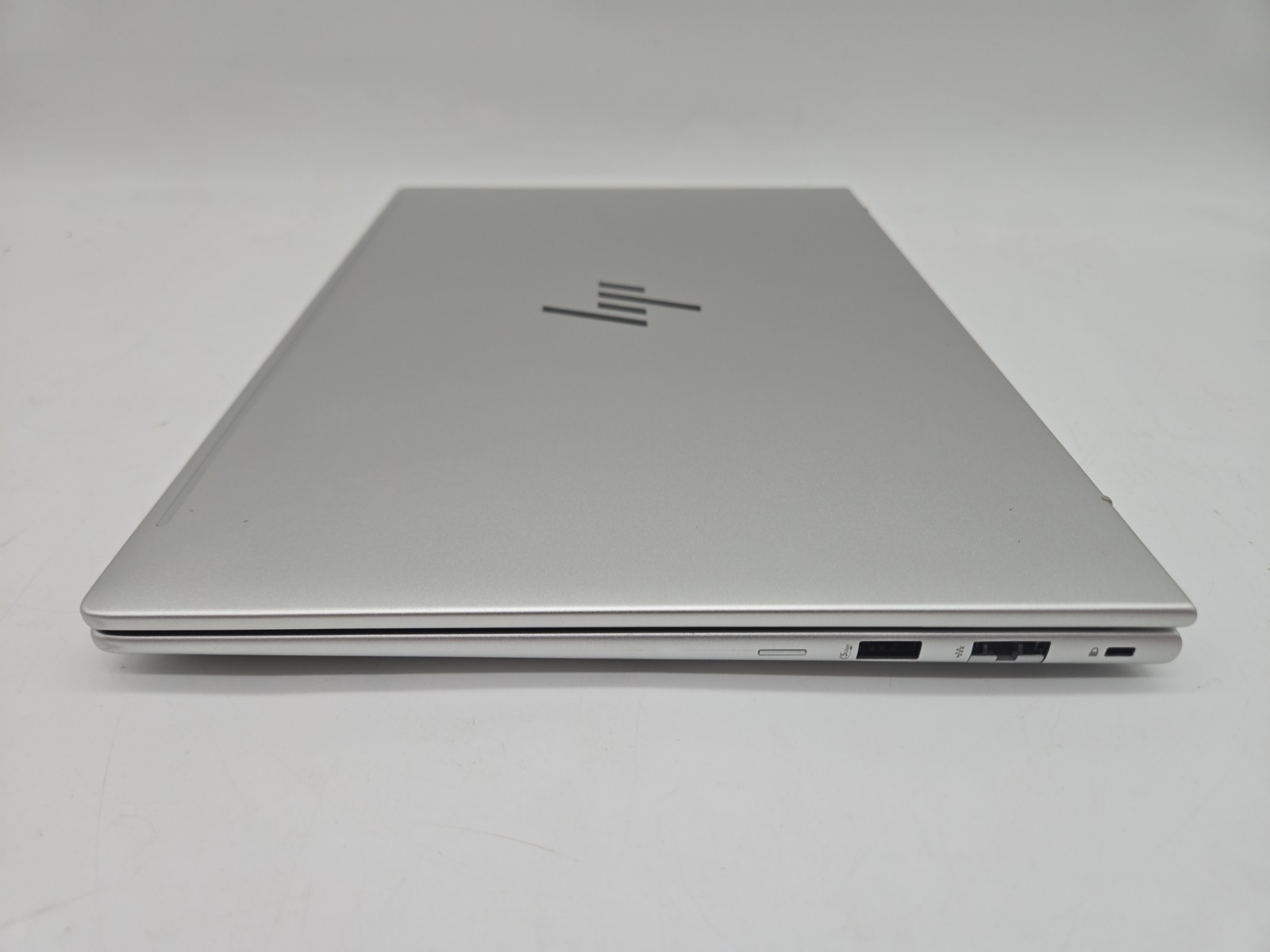 HP Elitebook 640 G11 Ultra 5 135U no RAM, no SSD, no OS