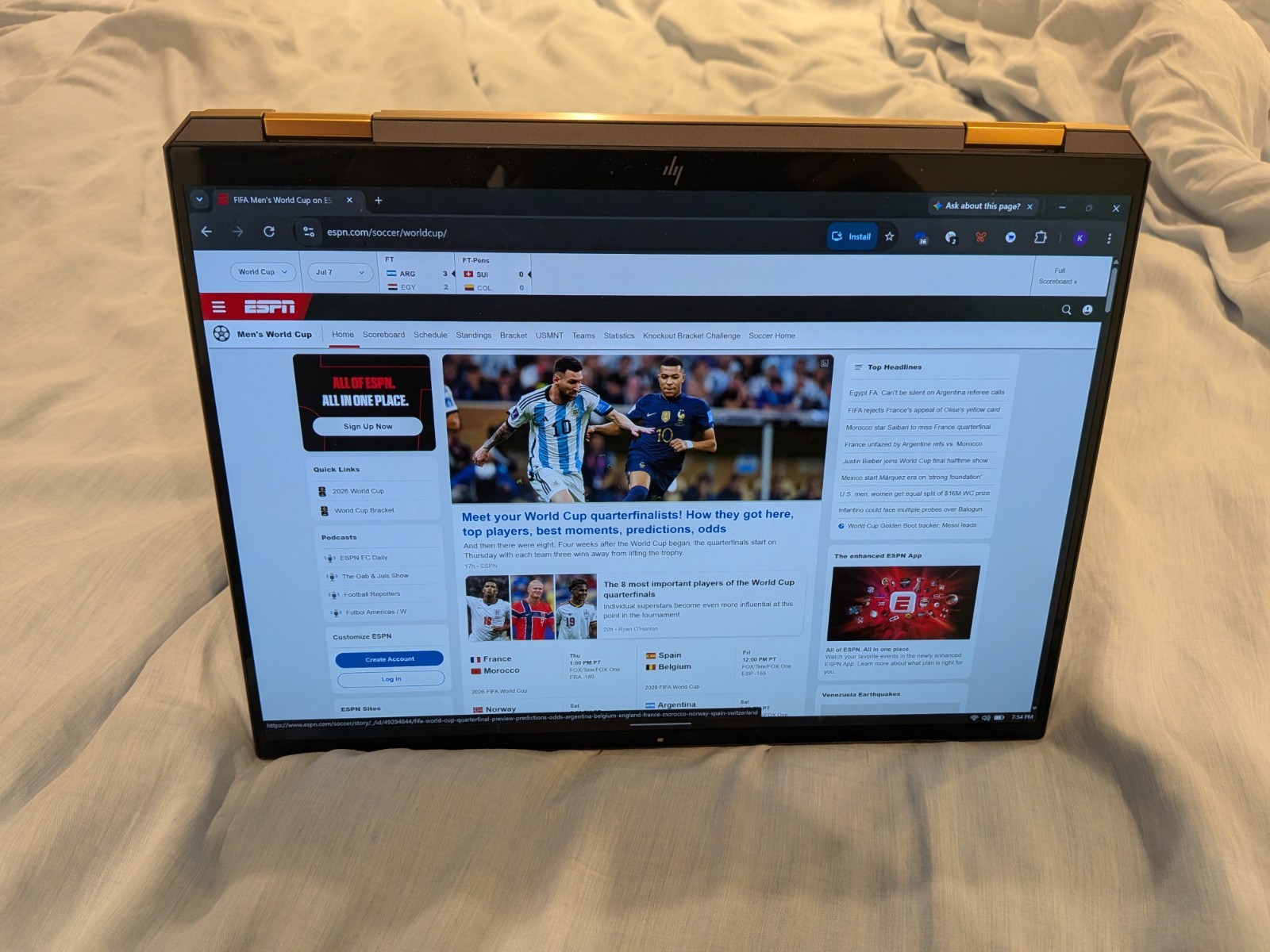 HP Spectre x360 2-in-1 13.5″ OLED Touchscreen Laptop (16GB Memory, 1 TB SSD)