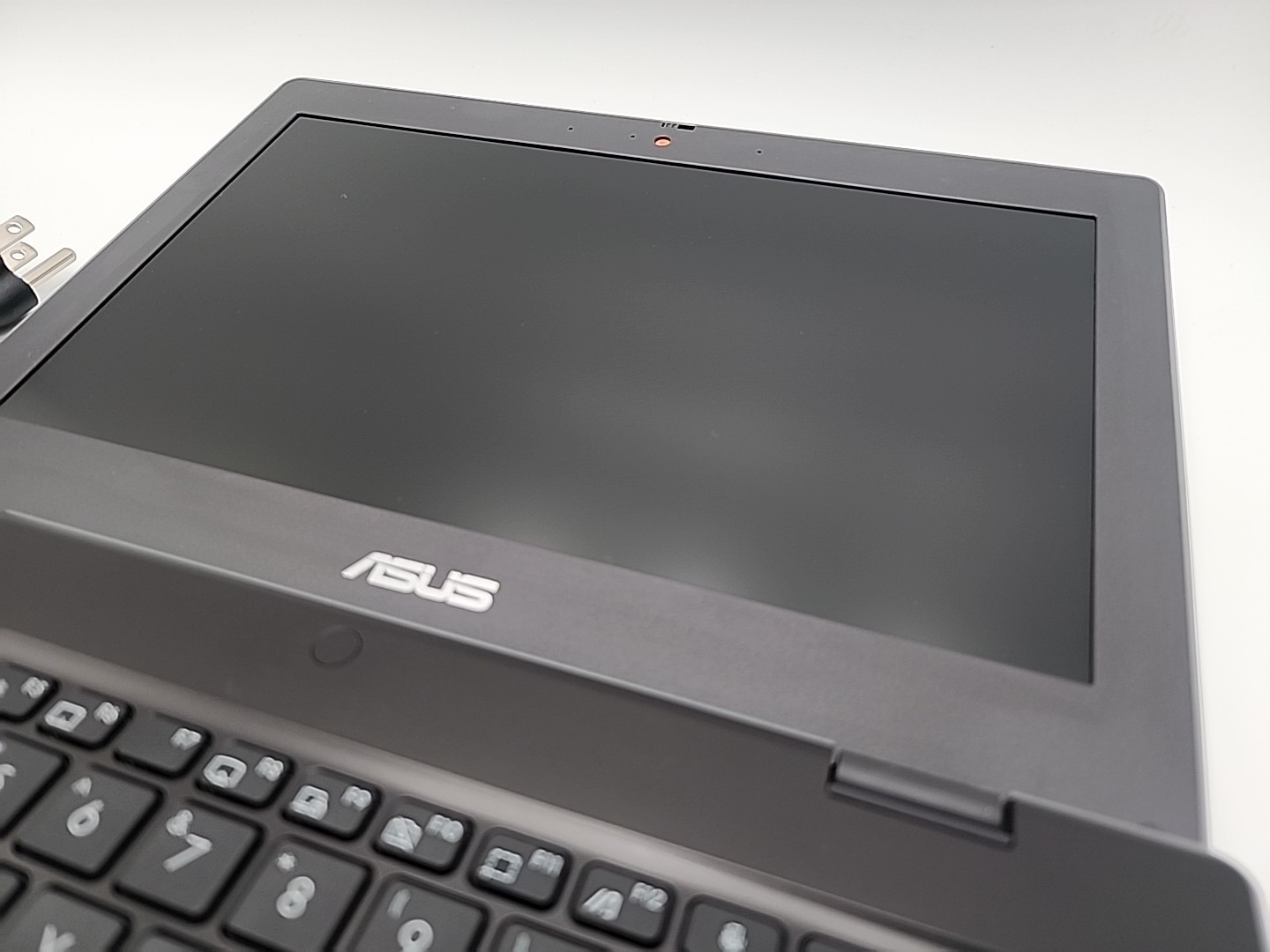 Asus BR1100CK 11.6” HD Laptop Intel Celeron N4500 4GB DDR4 RAM 64GB