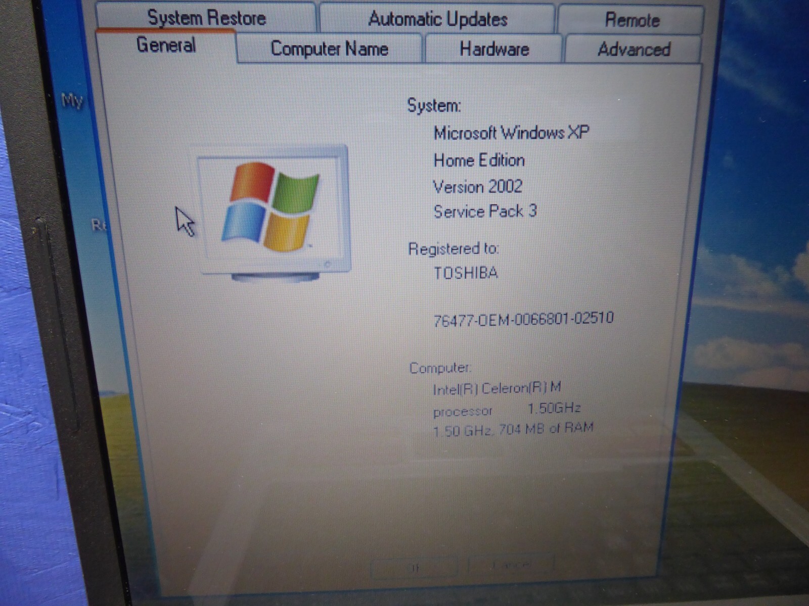 TOSHIBA SATELLITE L25-S119 15″ LAPTOP CELERON M 1.5GHz 512MB 40GB XP HOME VINTAG