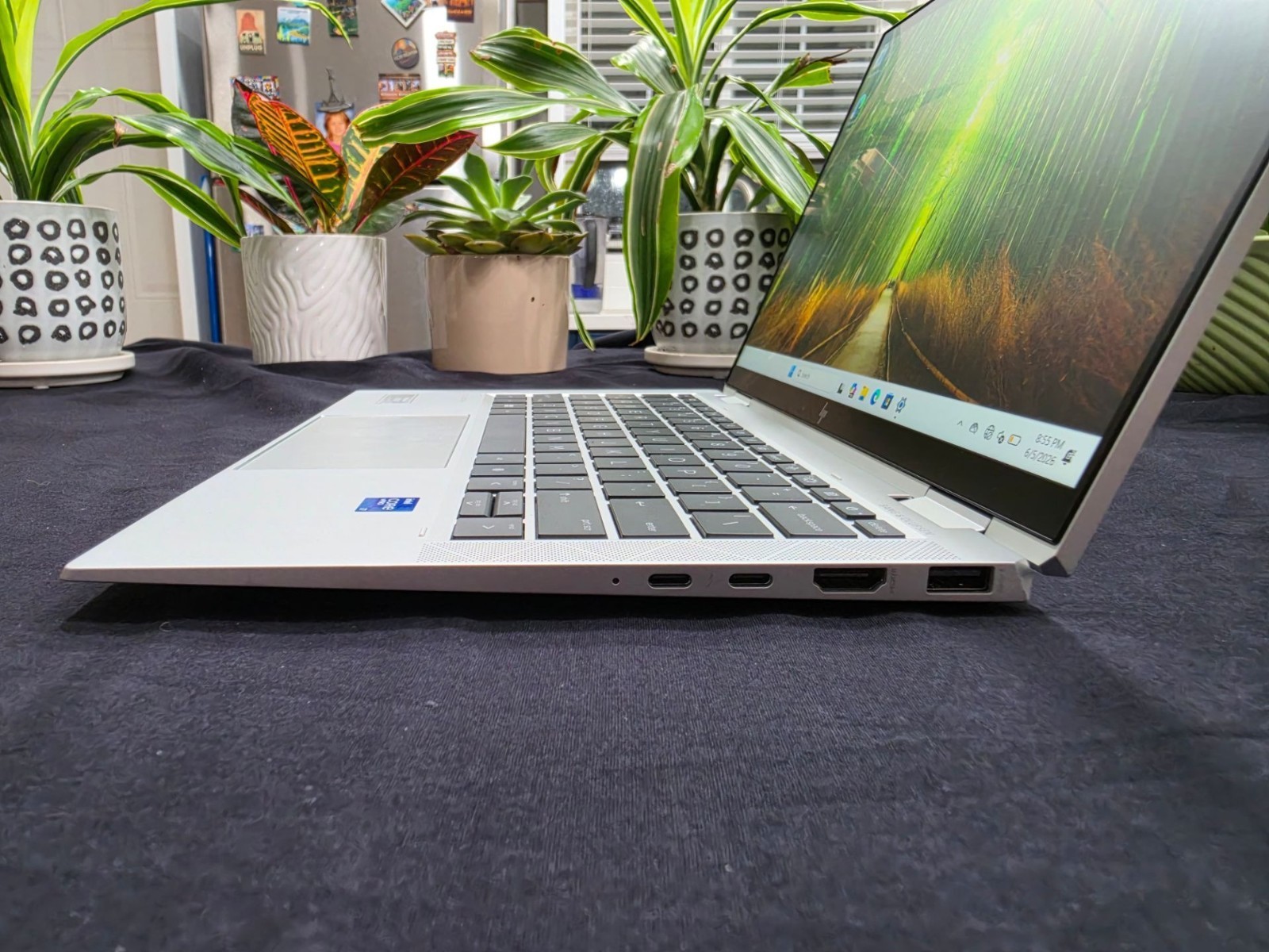 HP EliteBook x360 1030 G8 13.3″ i7-1185G7 16GB 1TB SSD LTE Win 11 Pro 2-in-1