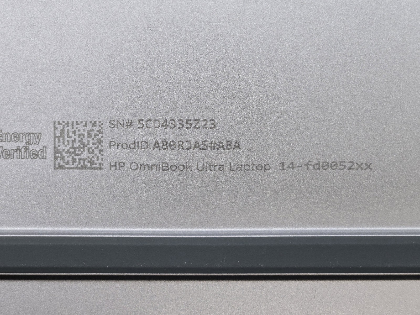 HP OmniBook Ultra 14-fd0052xx 14″ 2240 x 1400 Touch RYZEN AI 9 365 1TB 16GB W11P