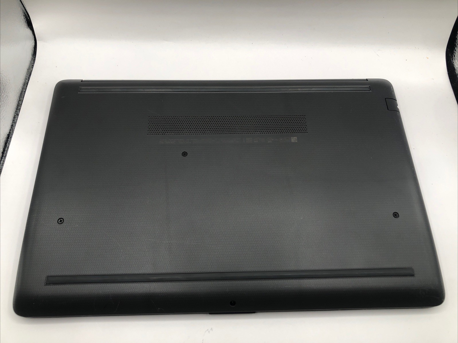 HP Notebook 255 G7 AMD A4-9125 Radeon R3 2.30GHz 4GB RAM 120GB SSD with Adapter