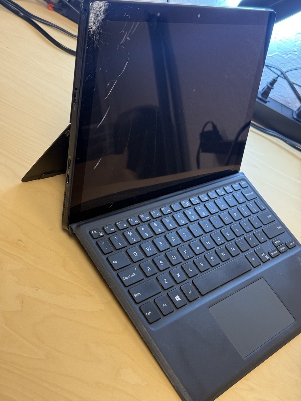 DELL Latitude 5290 2-in-1 Intel Core i5-8350U 1.70GHz 8GB NO SSD * READ*