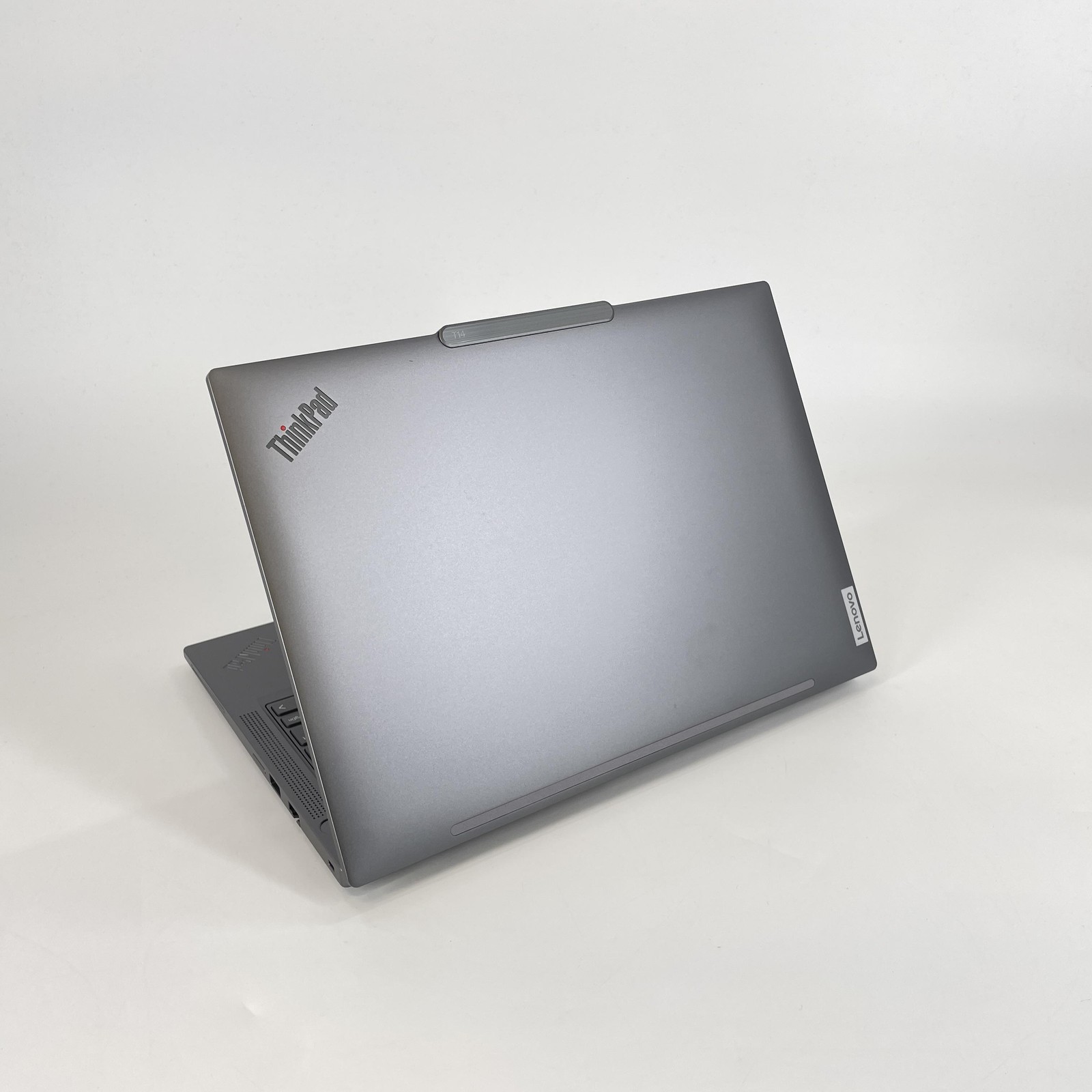 Lenovo ThinkPad T14 Gen 5 FHD+ 3.2GHz Ryzen 5 PRO 8540U 16GB 256GB SSD