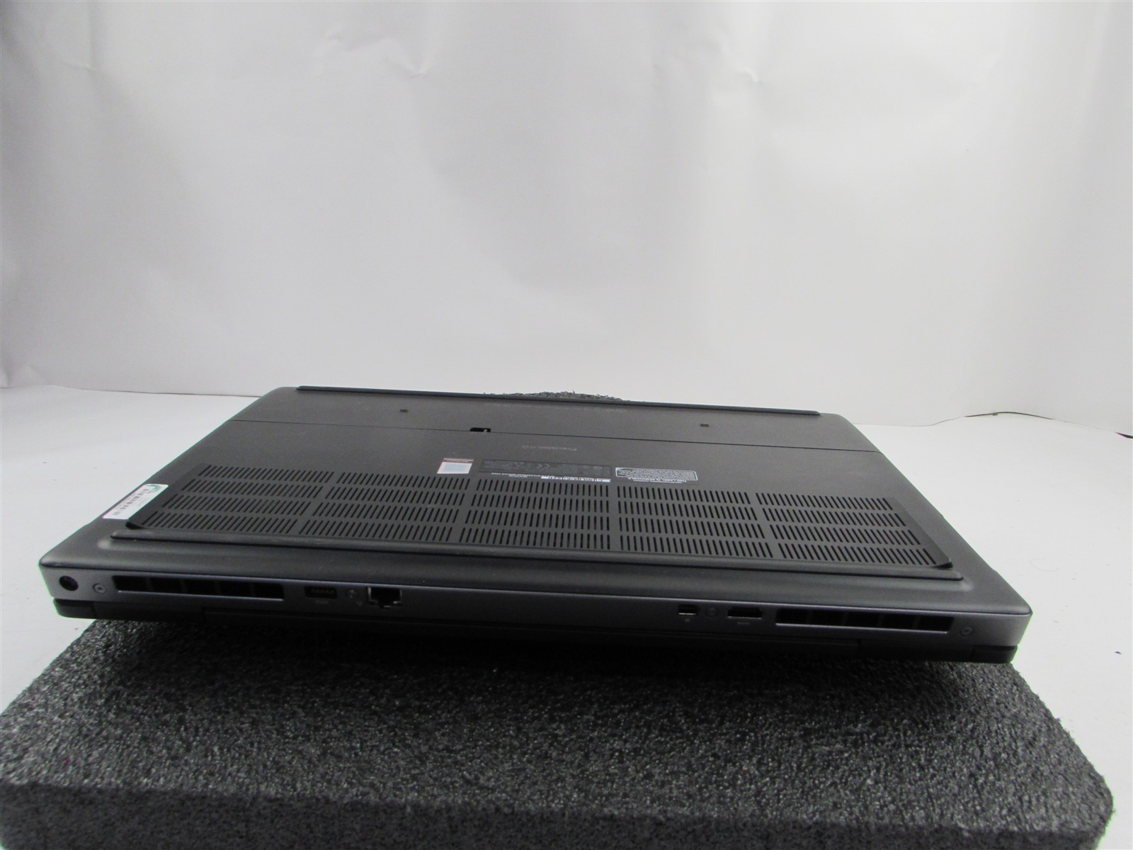 DELL PRECISION 7730 CORE I7-8750H NO SSD 64GB RAM NVIDIA QUADRO P3200 NO O.S