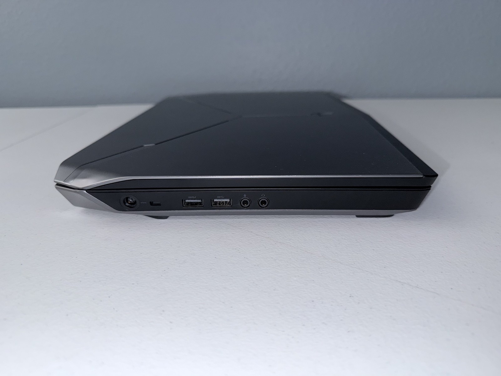 Alienware 15 R2 gaming laptop, 1.5TB storage, 32GB RAM, 3GB GeForce GTX 970M
