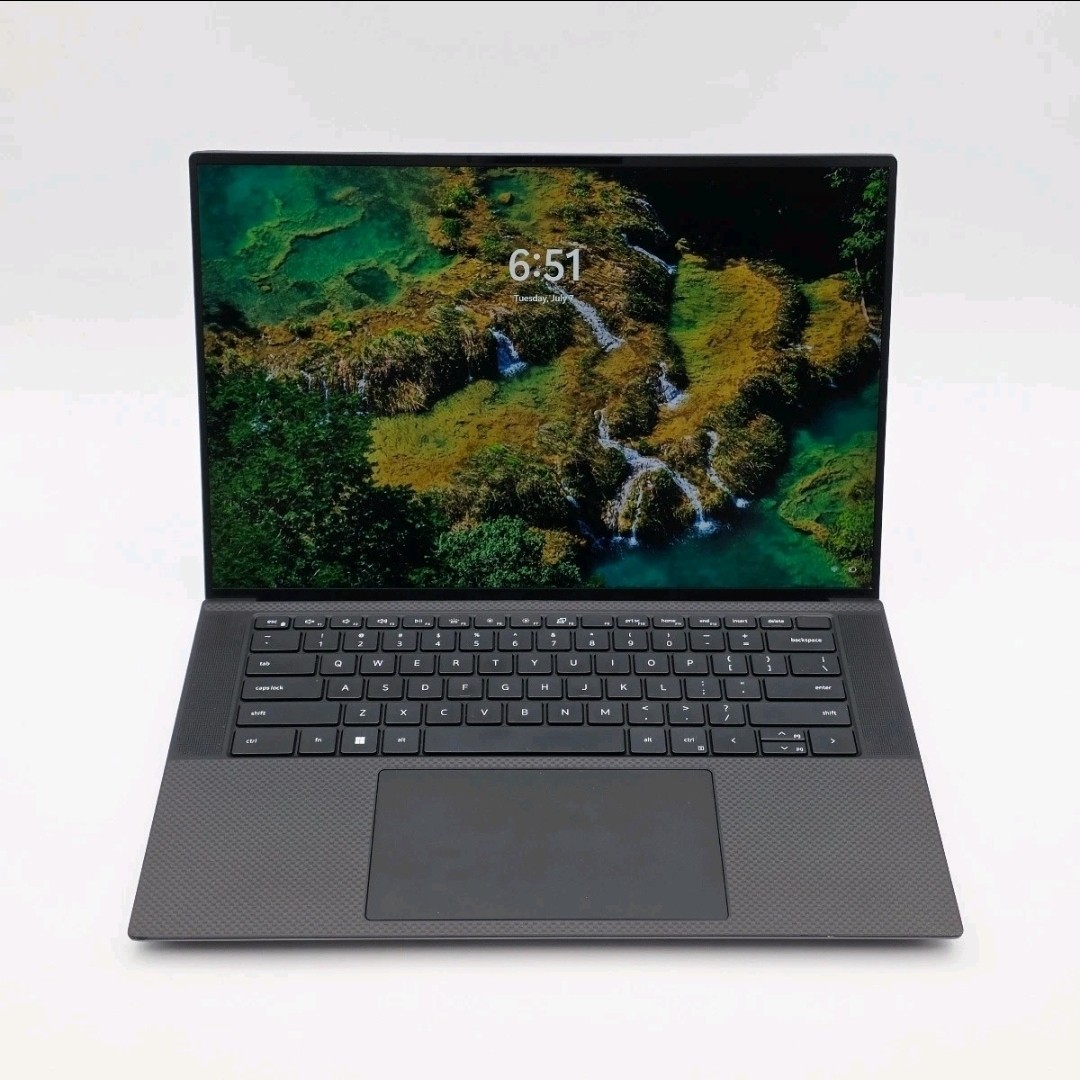 Dell Precision 5570 15.6 i7-12700H 32GB 2 x 512GB, RTX A2000 Windows 11 Pro