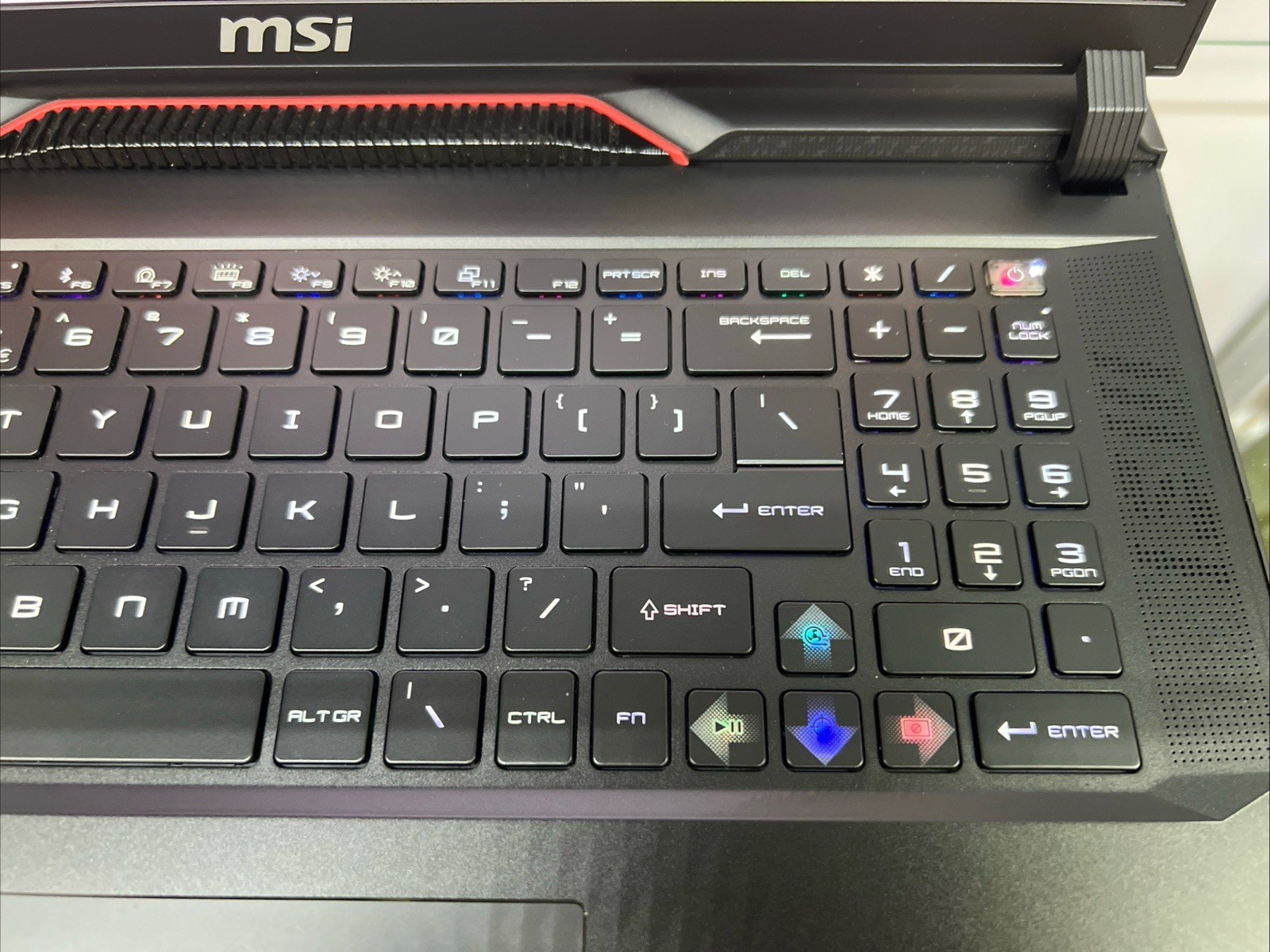 MSI Raider GE78HX Gaming Laptop – RTX 4080, i9-14900HX, 96GB RAM, 4TB SSD 240hz