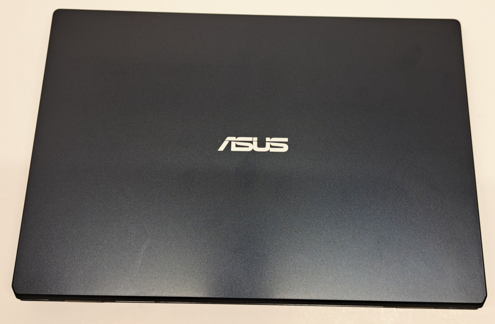 ASUS VivoBook L210 11.6″ Laptop L210MA-DB01 4GB 64GB eMMC Win10 S Open Box