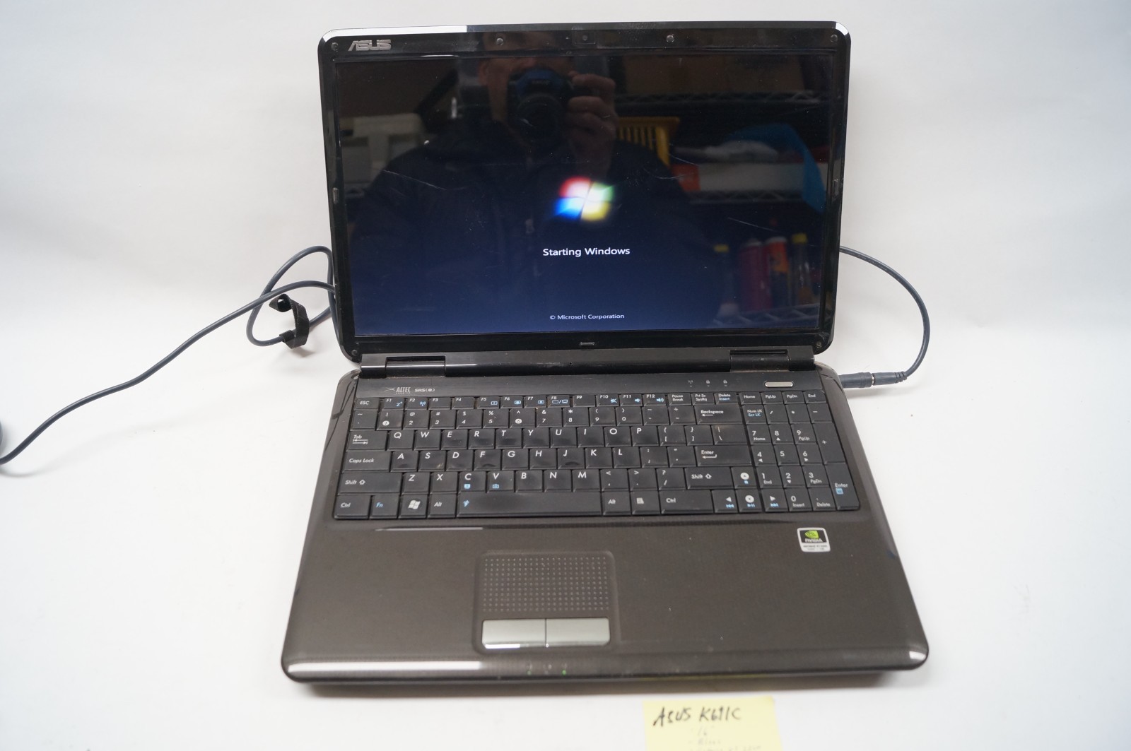 ASUS K61IC 16″ Notebook Altec 4GB Mem 2.53GHz Win7 Intel Core 2 WORKING PoR B153