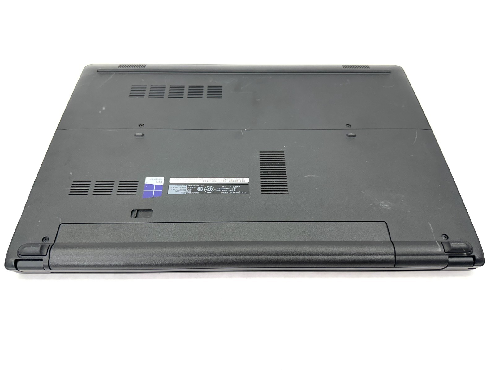 Dell Latitude 3570 Intel i5-6200U, 2.3Ghz 4GM RAM 500GB SATA HHD WIN 10P Charger