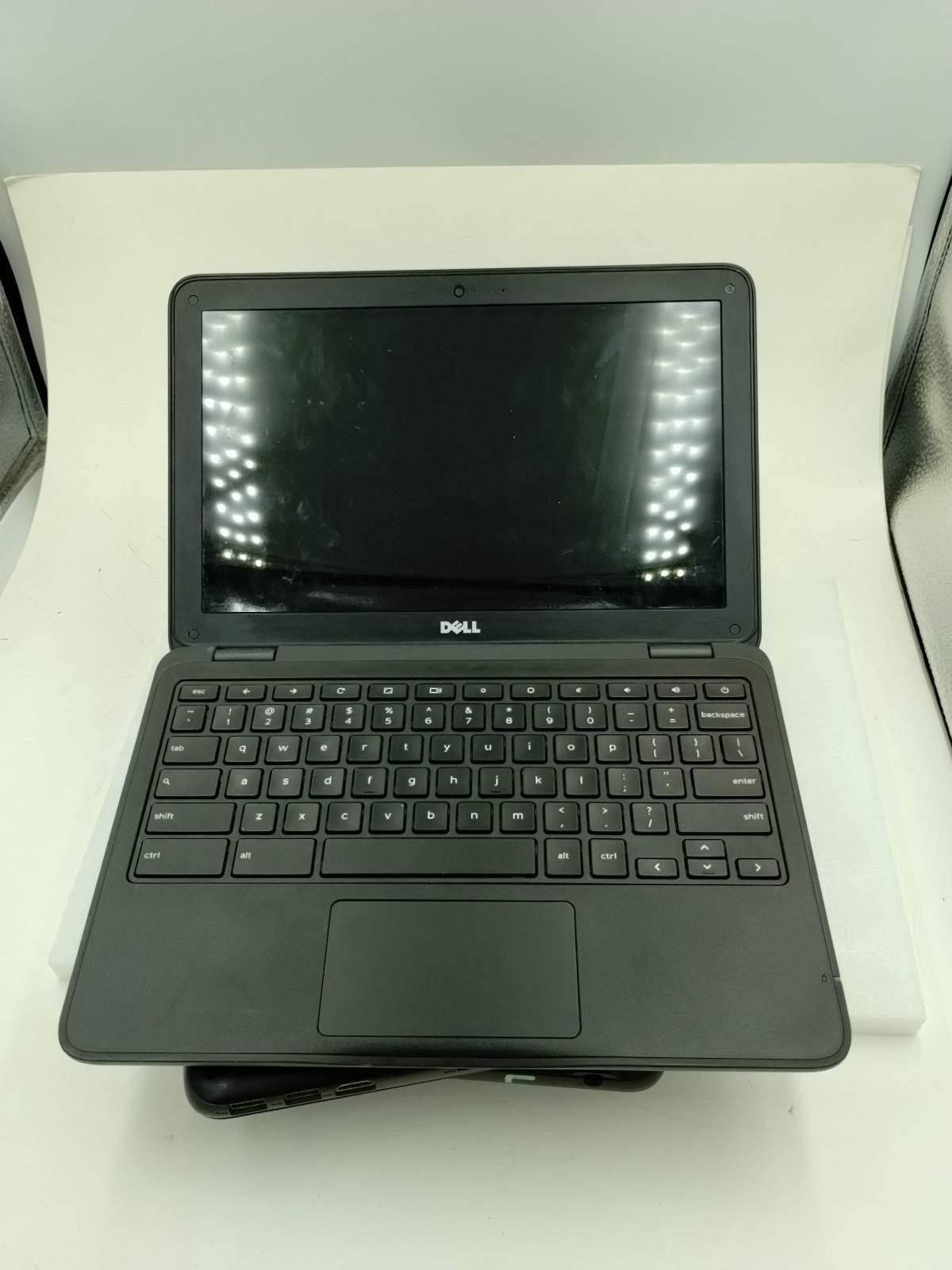 Lot 3 Dell Chromebook 11 3180 Touch 11.6″ 16GB eMMC 4GB RAM no battery/charger