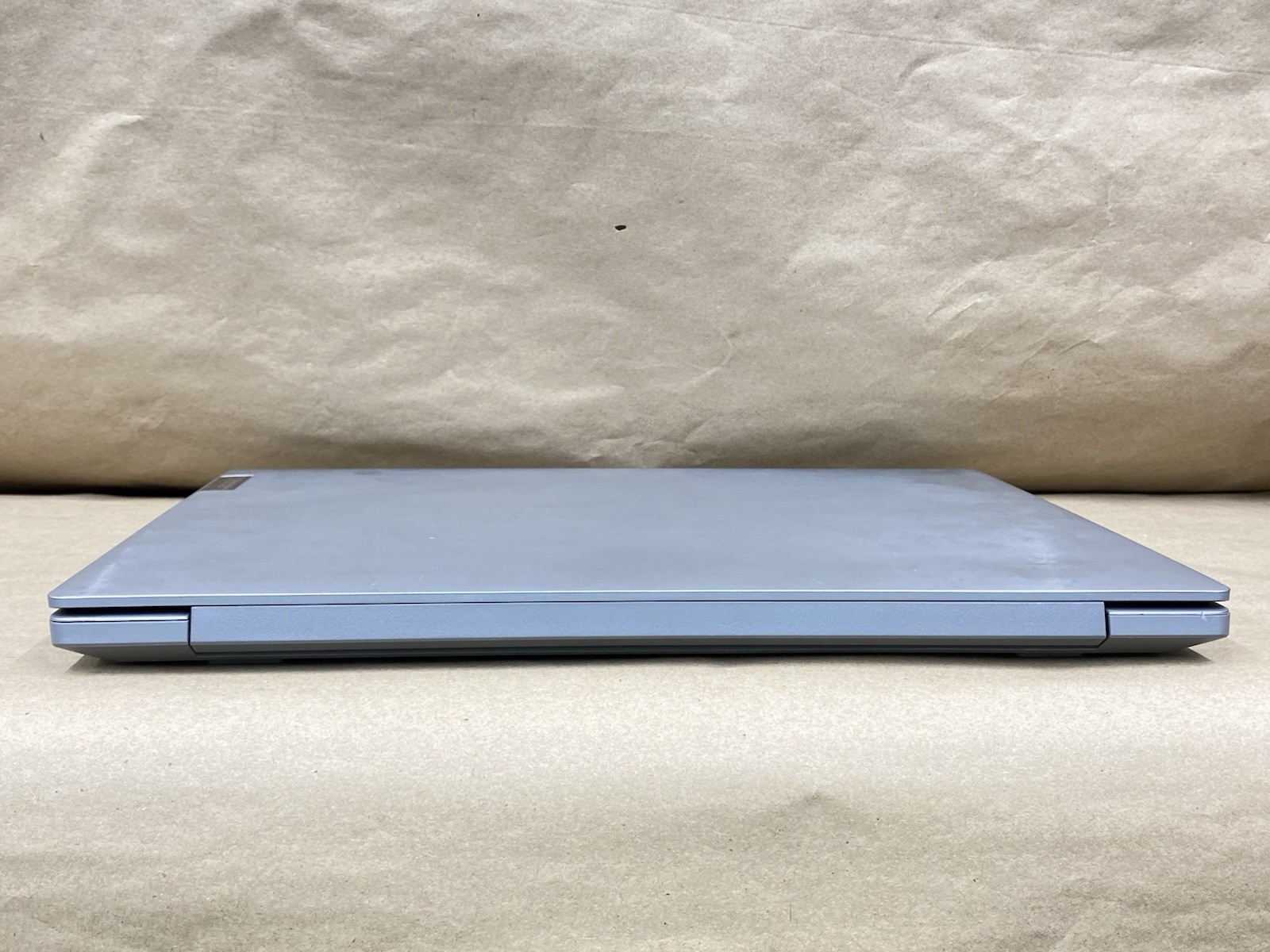 Lenovo 81LG – 15.5″ 1366×768 – Pentium 5405U – 4GB – 256GB SSD – Win 11 Pro