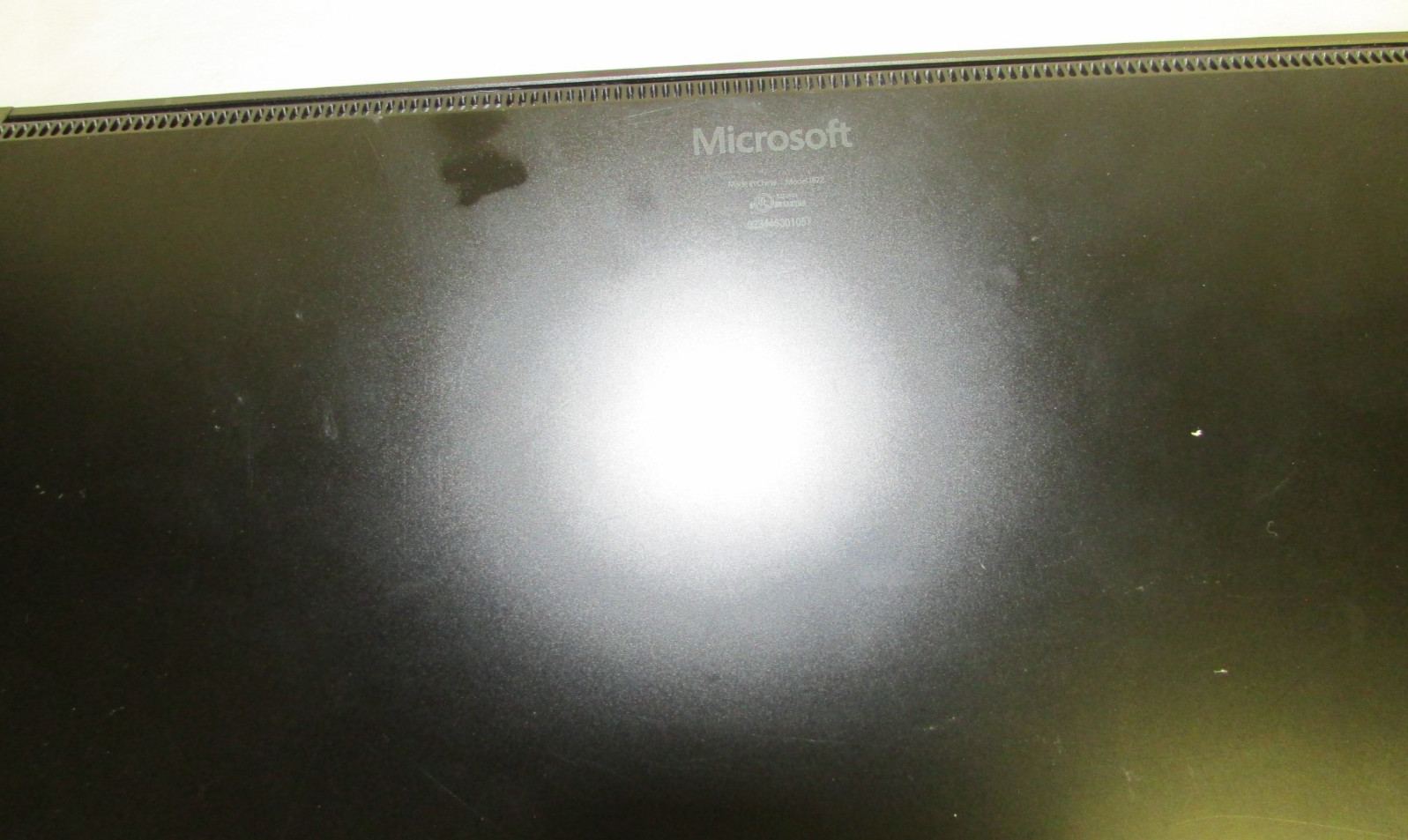 Microsoft Surface Laptop 3 1872 I7-1065G7 1.3GHz 16GB NO SSD, OS CRACKED SCREEN