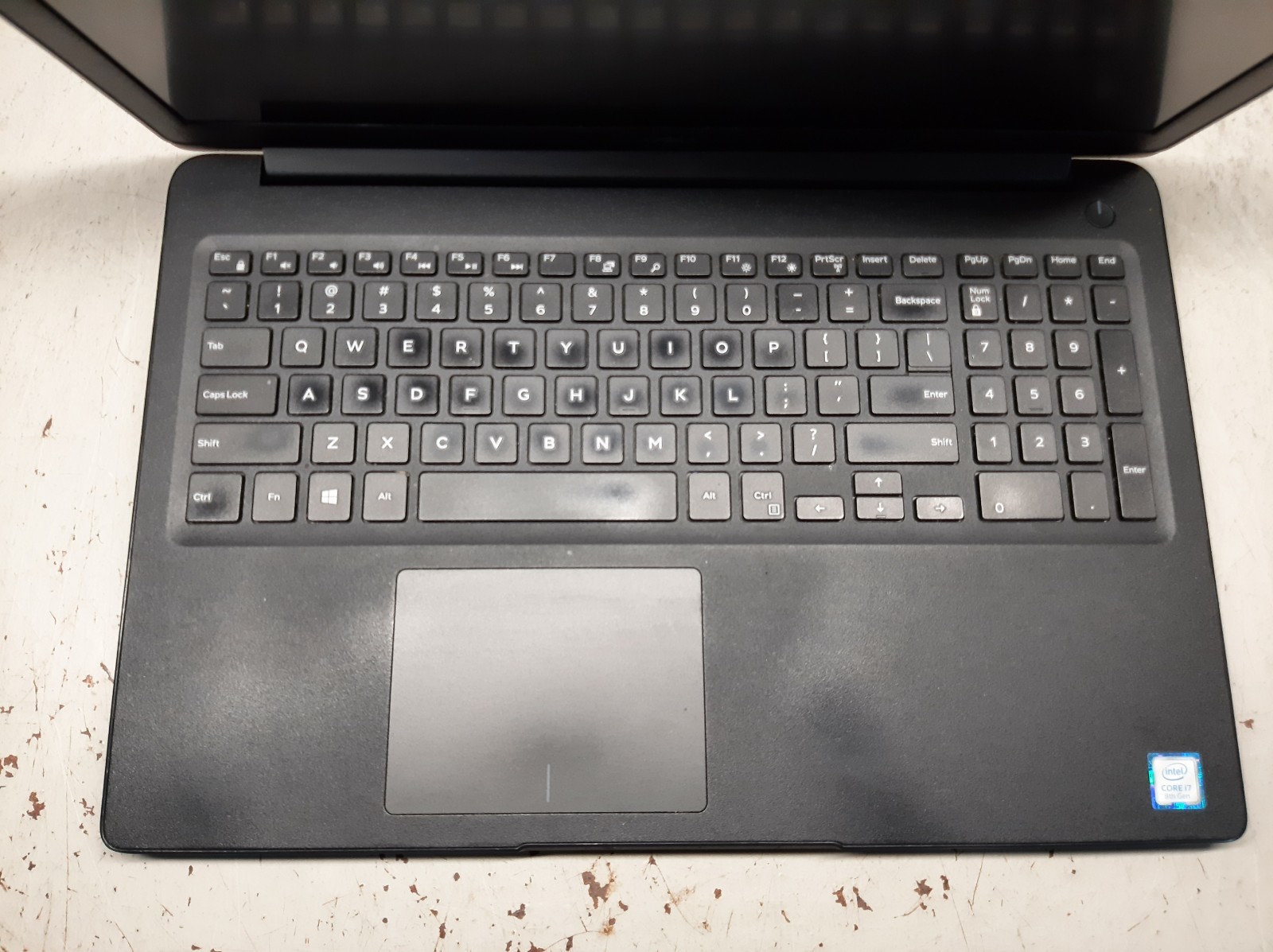 Dell Latitude 3500 15.6″ i7-8565u 8GB RAM No SSD No OS