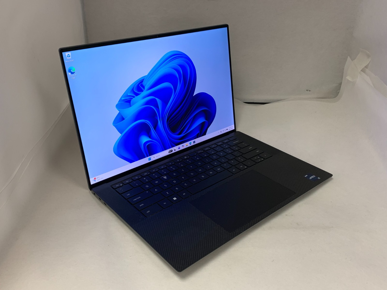 Dell Precision 5570 15.6″ UHD+ Touch i7-12800H 32GB 512GB NVMe NVIDIA RTX A2000