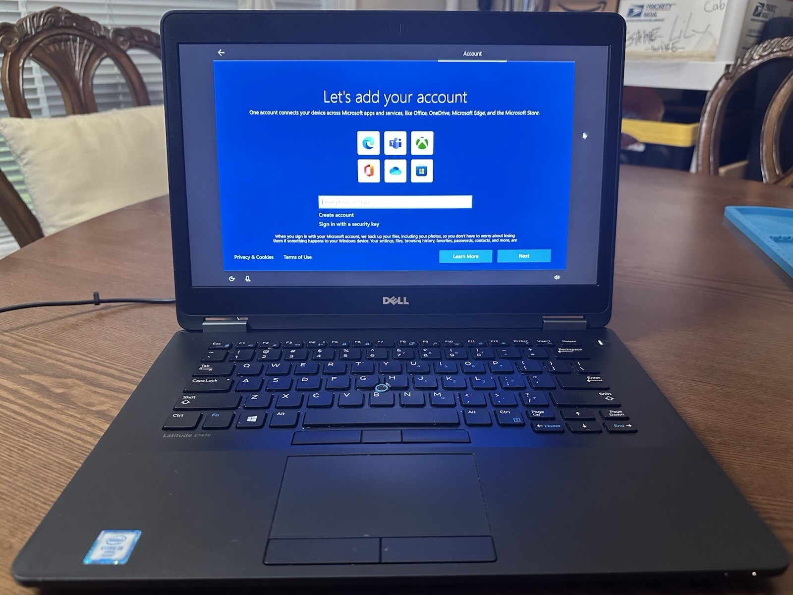 Dell Latitude E7470 Laptop Computer PC i5 8GB RAM 238GB SSD Windows 10 Home