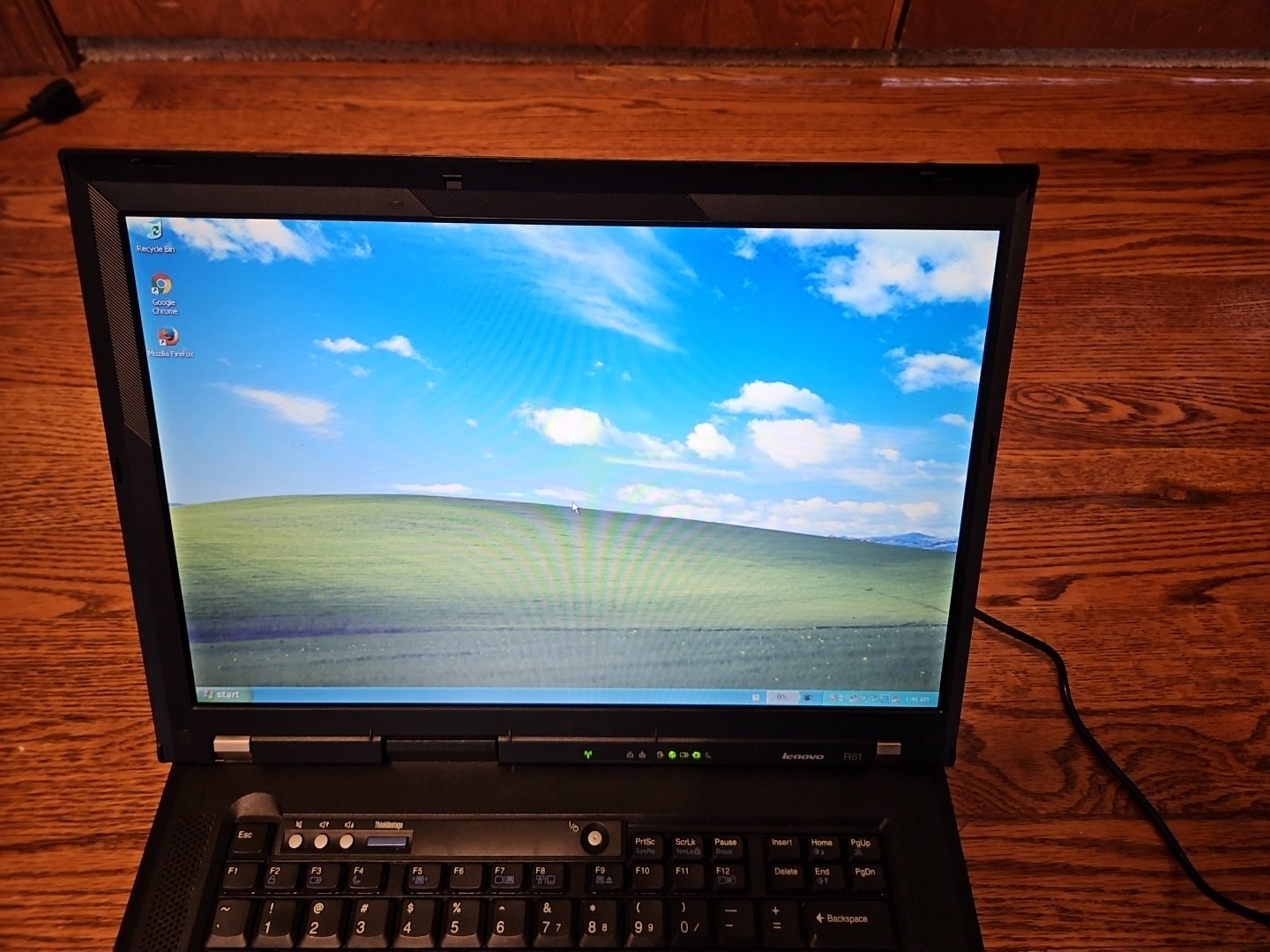 IBM ThinkPad R61 15″ Intel T7100 1.8 GHz 3GB RAM 100GB HDD Win XP Pro