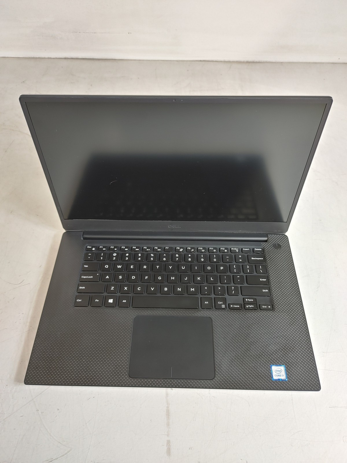 Dell Precision 5540 Core i7-9850U 2.60 GHz 16 GB DDR4 No HDD