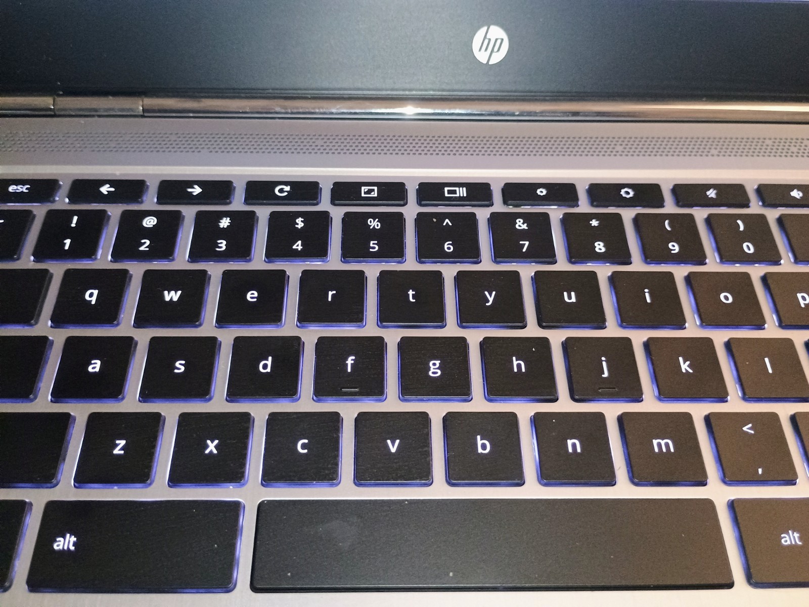 HP Chromebook 13 G1 Premium 13.3″ QHD+IPS | Slim | 32GB | Backlit Keyboard