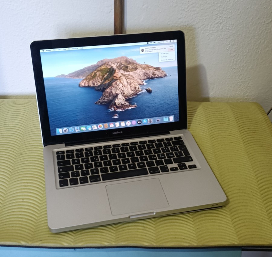 macbook air a1386 13″ 2009 core 2 duo 4GB 256gb ssd OSX CATALINA