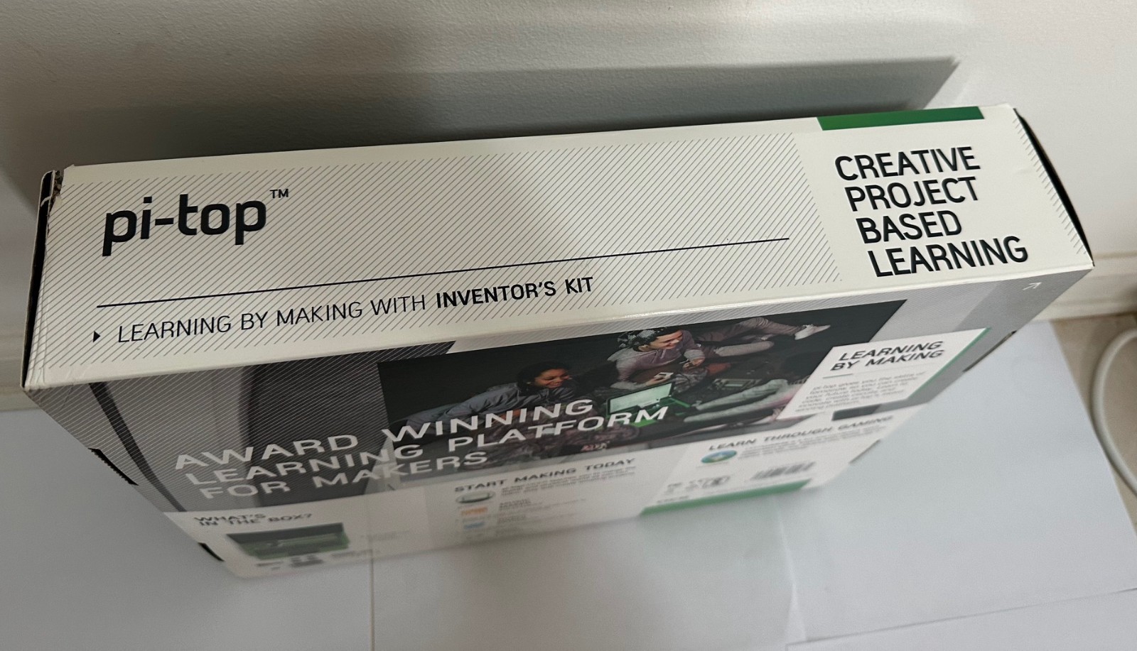 New Pi-Top 3 Modular Laptop & Inventor Kit for Raspberry Pi 3B+ Green 14″ FHD