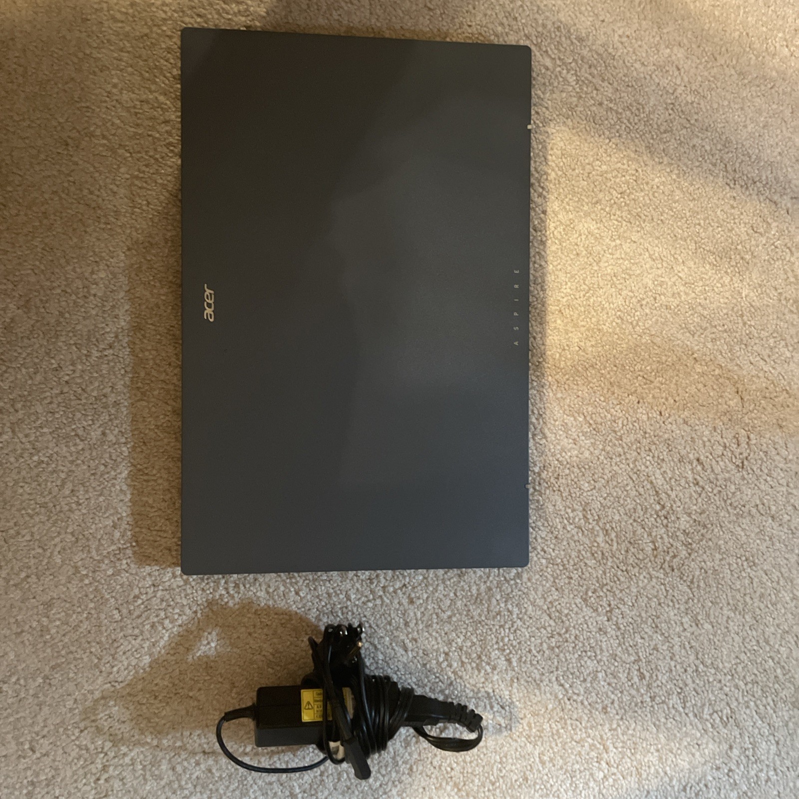 Acer Aspire 3 Laptop 15.6″ FHD Touch Display AMD Ryzen 5 8GB RAM 512GB SSD Win11