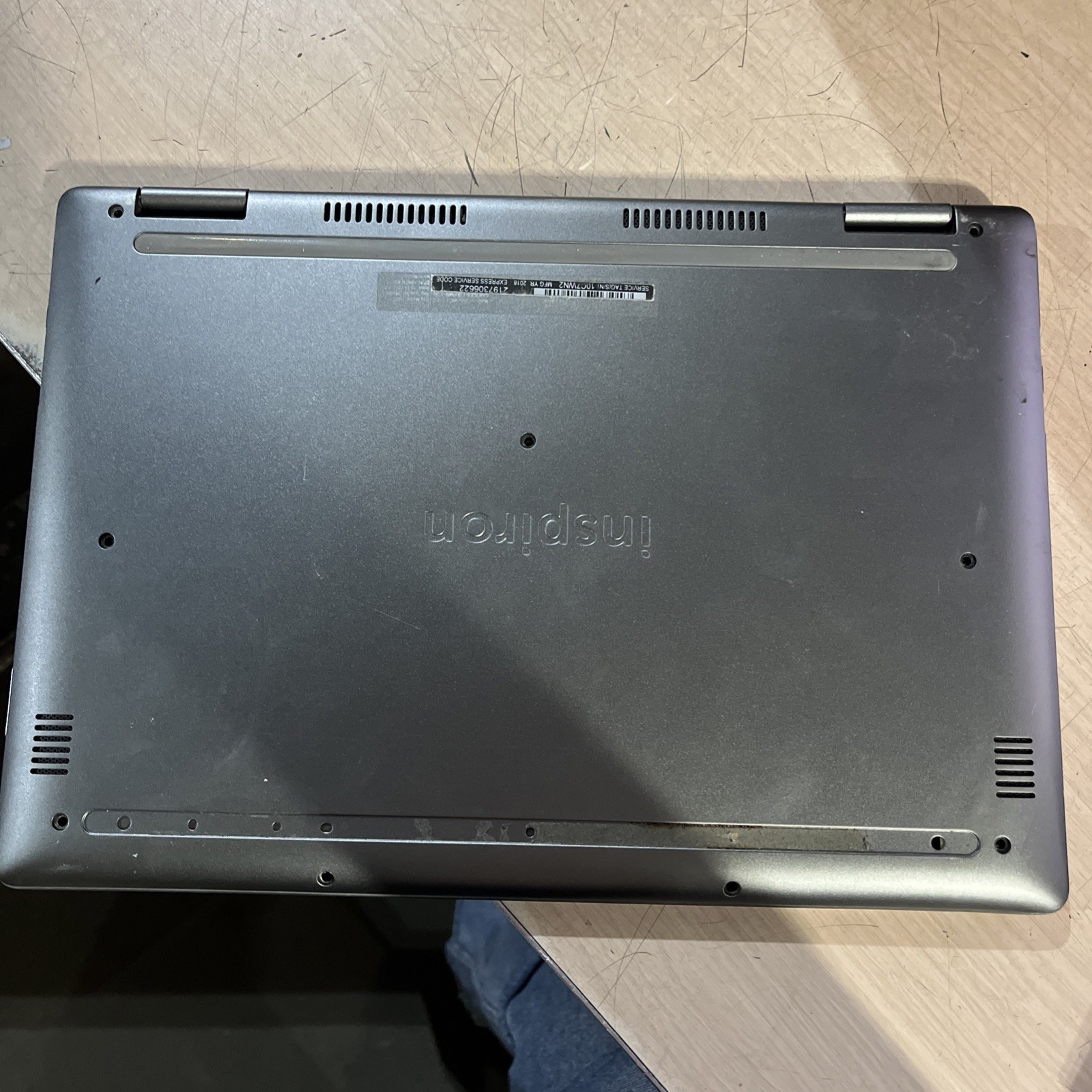 DELL INSPIRON 7375 AMD RYZEN 5 2500U 8GB RAM NO HD