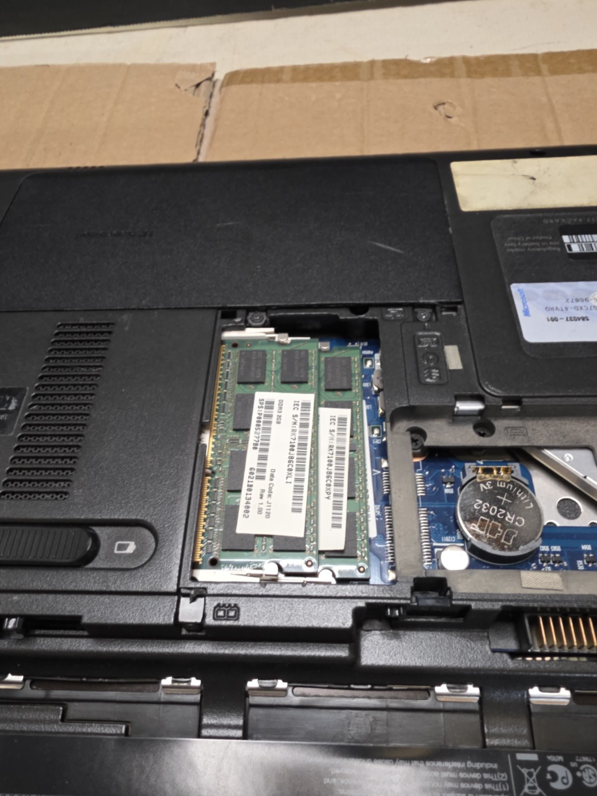 HP Pavillion DM4 Windows 10 Intel Core i3 4GB RAM 74GB HD No Battery/Cord No WIF