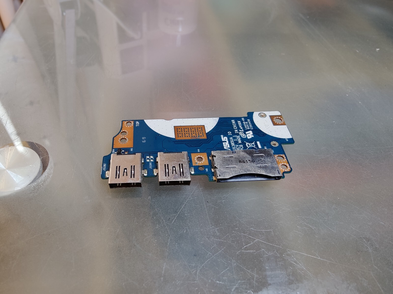 ASUS UX305U UX305UA SCHEDA LETTORE SD USB WIFI DUAL BAND BT UX305UA IO REV. 1.1
