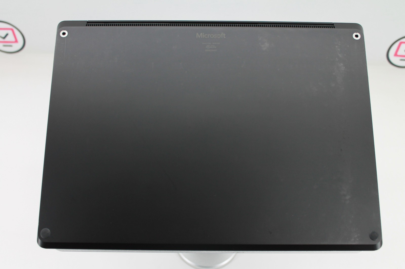 Microsoft Surface Laptop 3 1868 15″ Intel i5-1035G7 8GB 256GB SSD Win 11