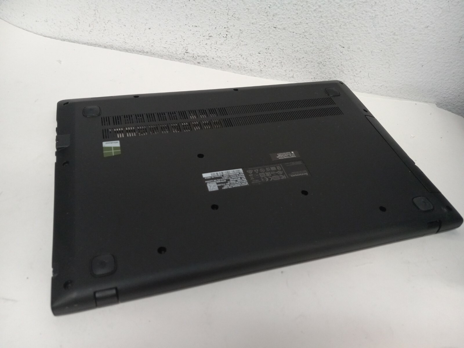 Lenovo IdeaPad 100-15IBY 15.6″ Intel Pentium N3540 2.16GHz 4GB Ram BT DVD Win10H