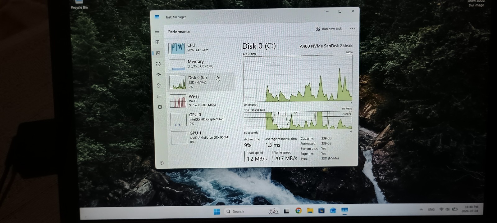Lenovo ThinkPad E570 i7-7500U 16GB RAM GTX 950M 250GB SSD 500GB HDD Win 11