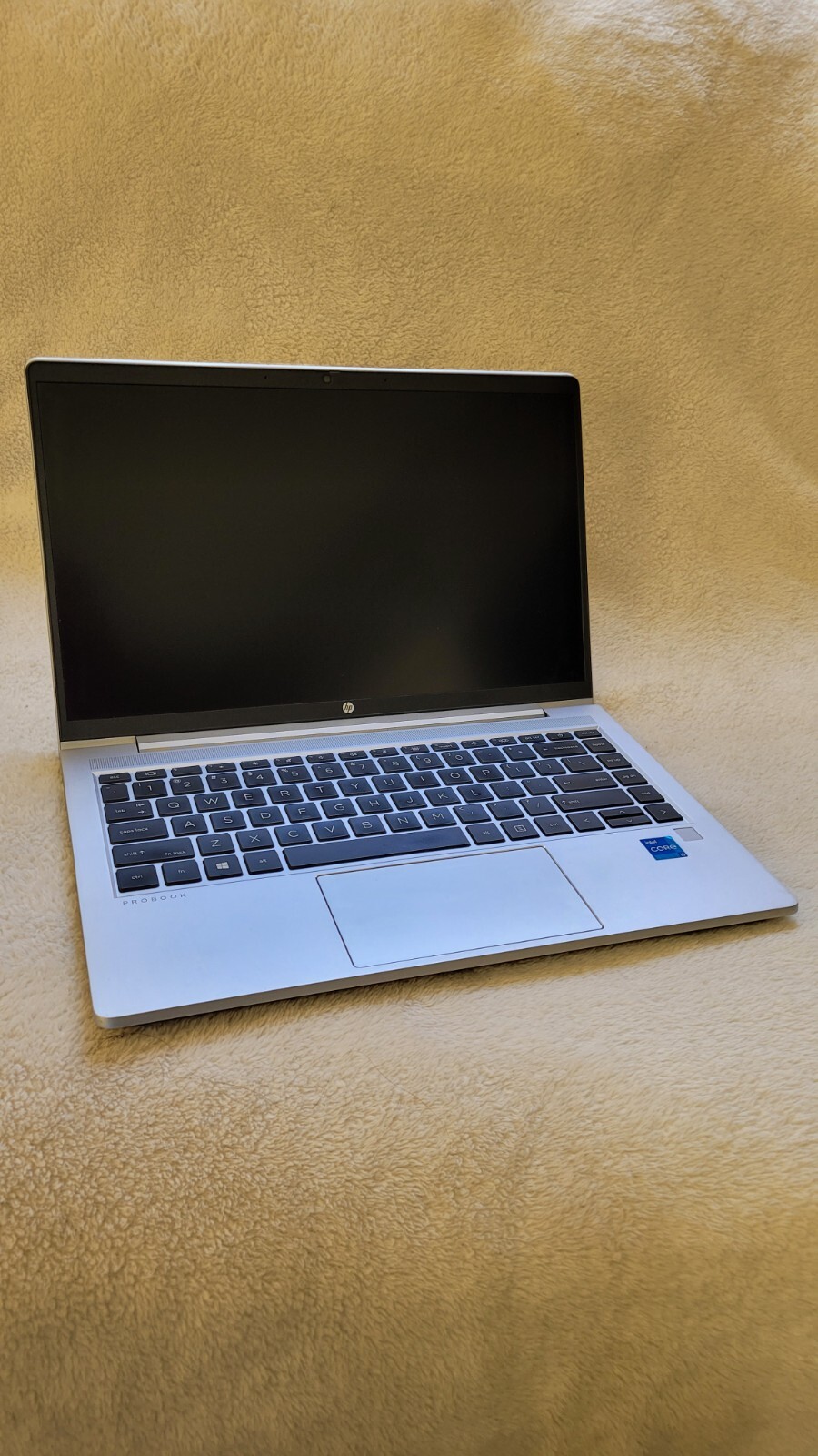 HP ProBook 440 G8 14″ (512GB SSD, Intel Core i5 11th Gen., 4.20 GHz, 16GB)…