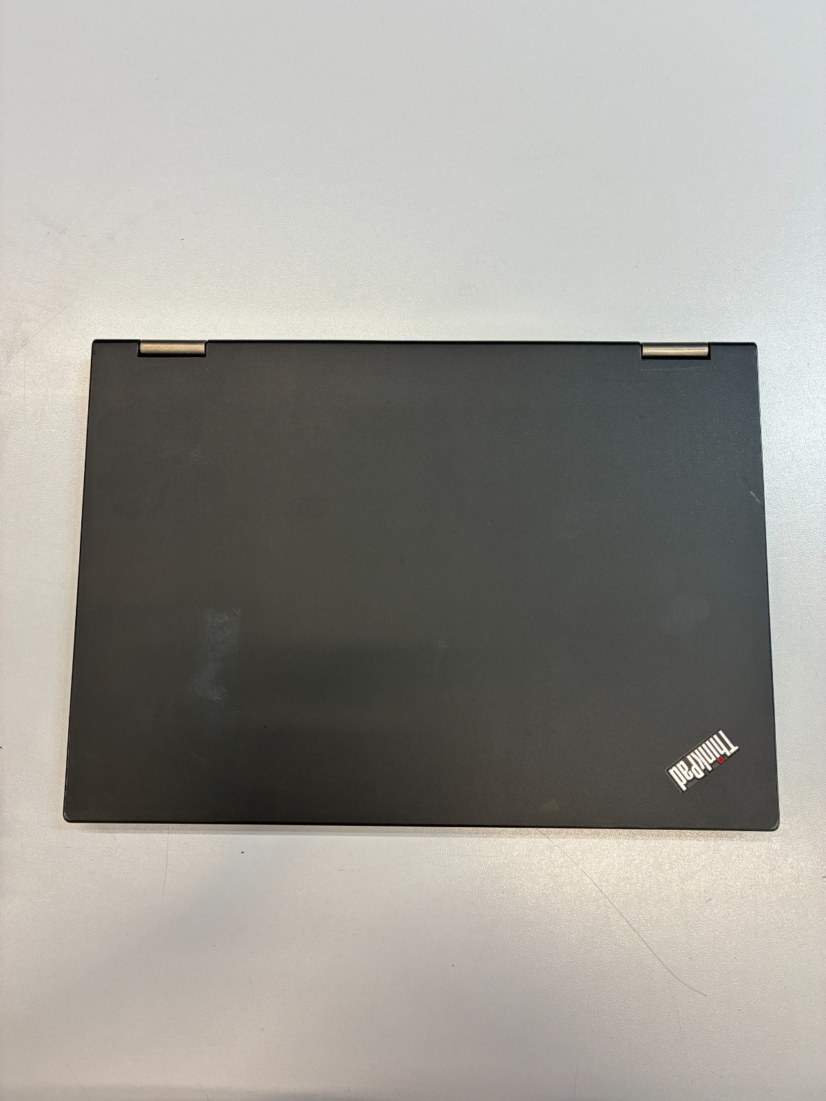 Lenovo Yoga 260: 12″ / i7-6600U / 4Gb / SSD 128Gb / Win 11. Screen damaged