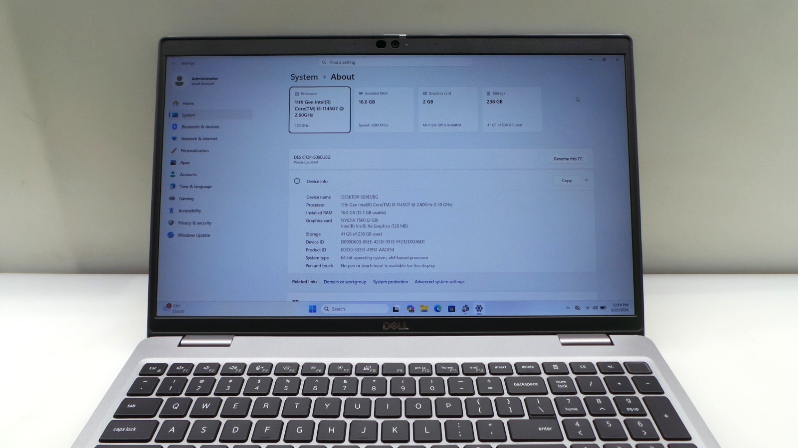 Dell Latitude 3560 15.6″ | i5-1145G7 2.60GHz | 16GB RAM 256GB NVMe | WIN 11 PRO