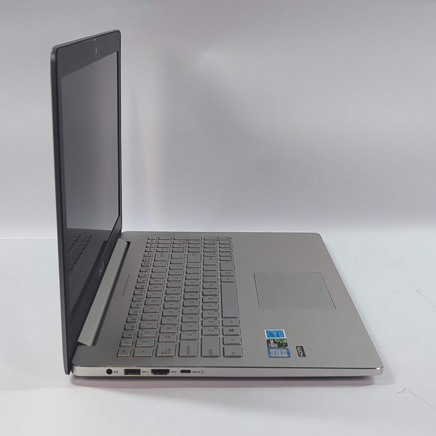 Asus Zenbook Pro UX501V 15.6″ i7-6700HQ 16GB RAM 512GB SSD GeForce GTX 960M
