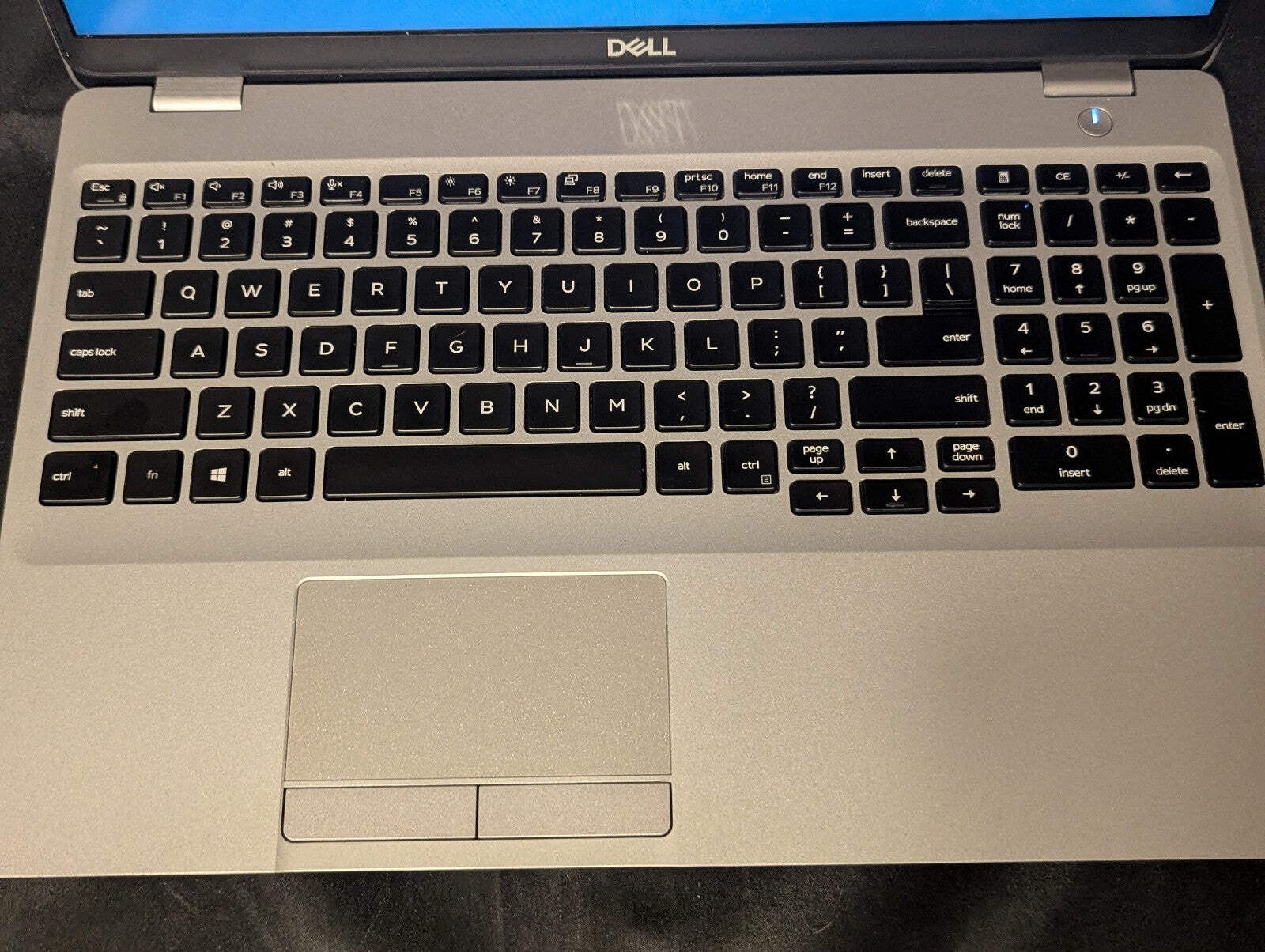 Dell Laptop – Latitude 5510 – i7-10610U 16GB 240GB NVMe SSD 15.3″ W11P