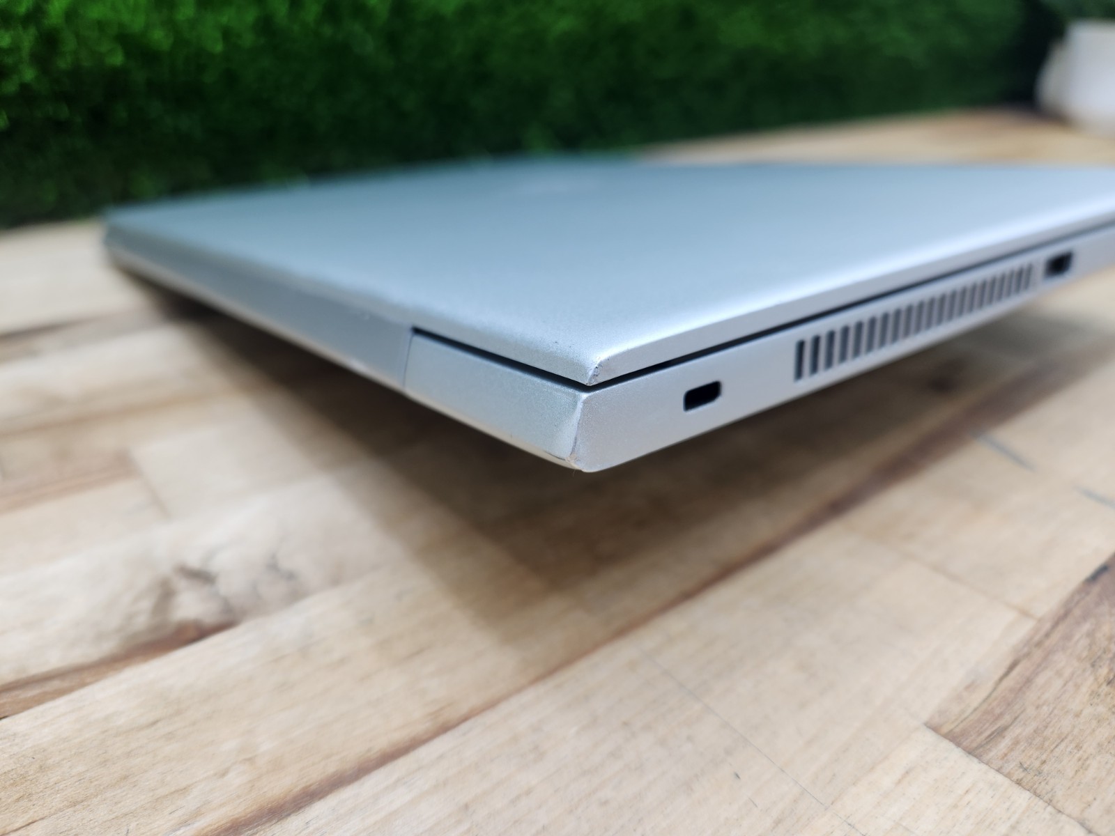 HP EliteBook 830 G5 13″ FHD Touchscreen i7-8550U 1.80GHz 16GB 256GB SSD Win 11 ~