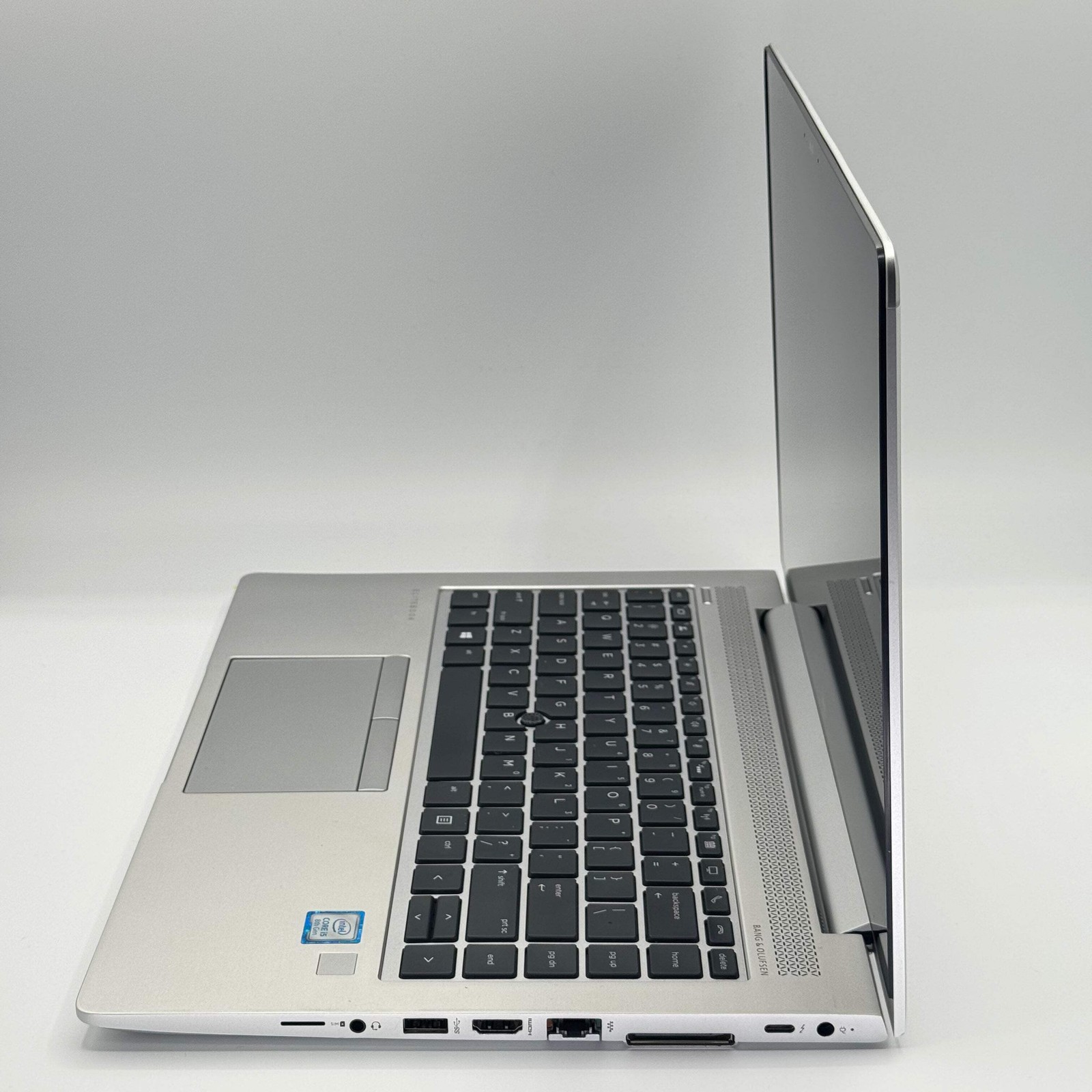 HP 840 G5 8th Gen i5 vPro 8GB 15-inch Silver BROKEN FOR PARTS