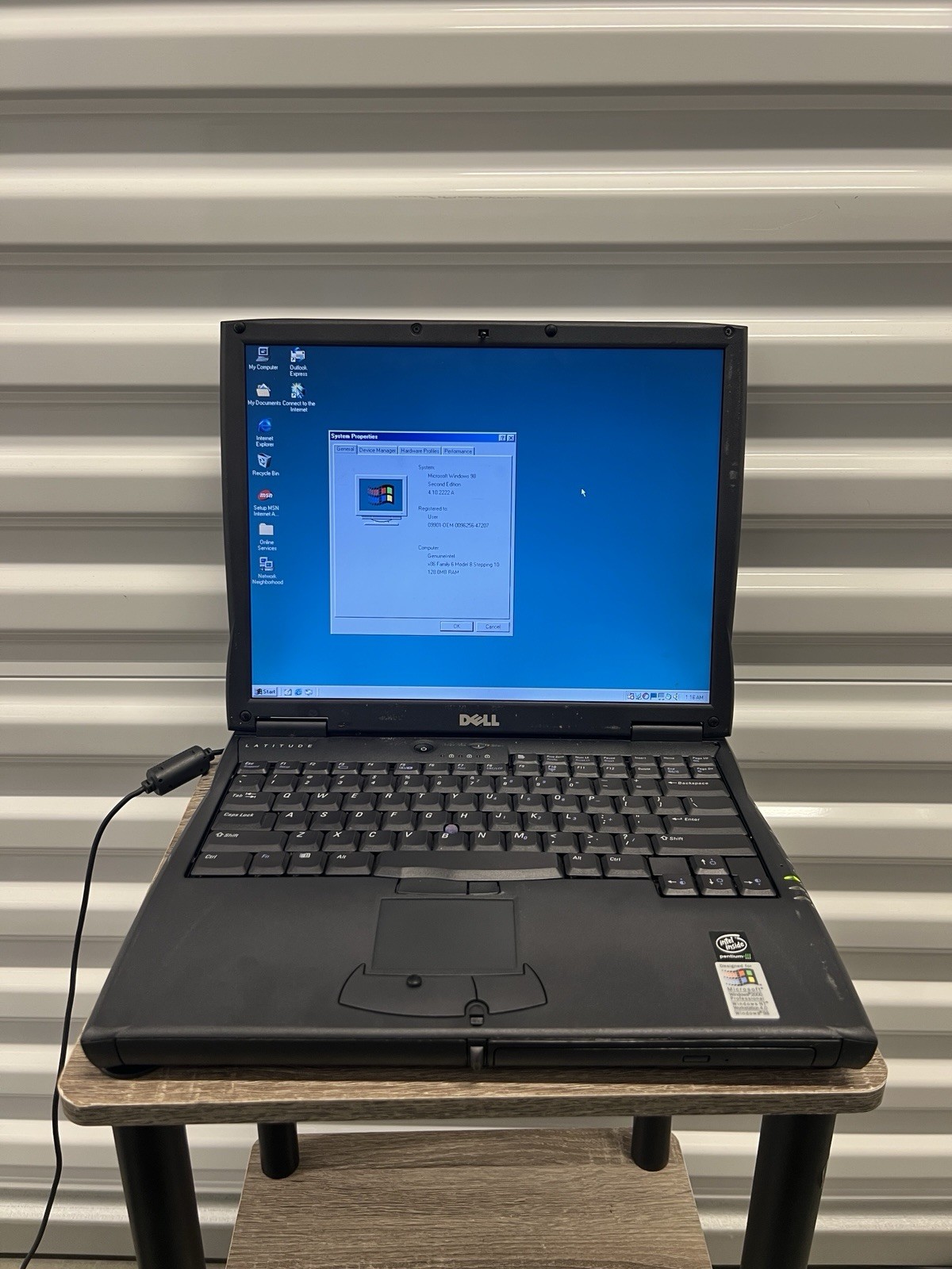 Vintage Dell Latitude C600 Retro Laptop Windows 98 SE CD, Serial, ATI Graphics