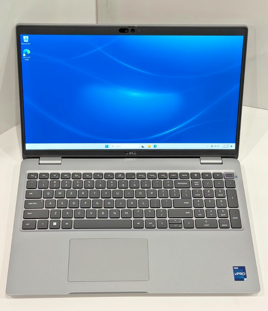 Dell Latitude 5540/15.6″ / i7-1365U / 16GB/512GB/Intel Iris Xe Gpu/Win 11 pro