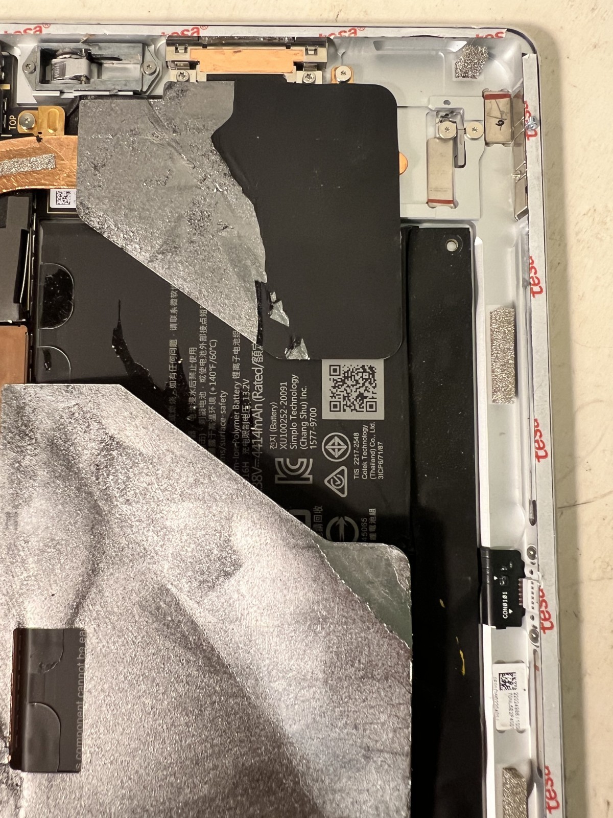 Microsoft Surface Pro 8 1983 i5-1145G7 2.6GHz 8GB DDR4RAM NO SCREEN AS-IS No SSD