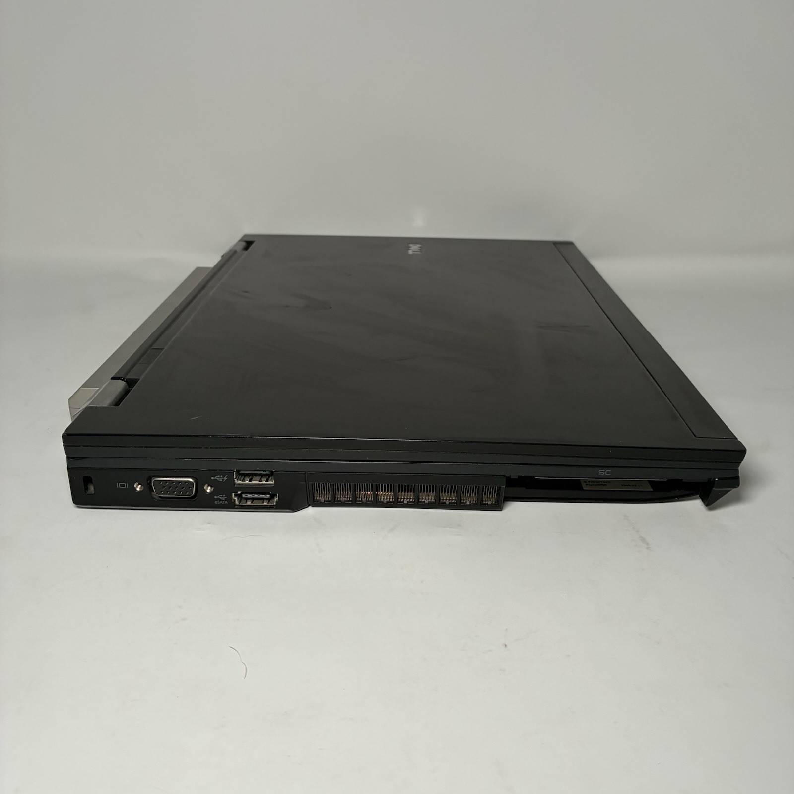 Dell Latitude E6400 Intel Core 2 Duo P8600 2.4GHz 3GB NO HDD Boots To Bios AS-IS
