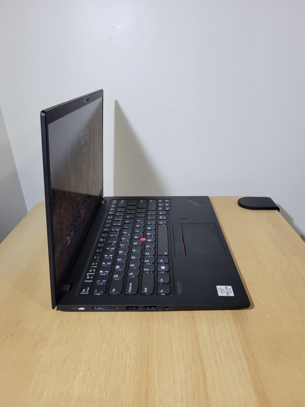 Lenovo Thinkpad X1 Carbon Gen8 I7 10610U 16Gb 512Gb 2K . Very Good