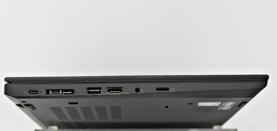 Lenovo ThinkPad P15s G1 i7 10610U @ 1.8 GHz 256 GB 16 GB FHD P520 Windows 11 Pro