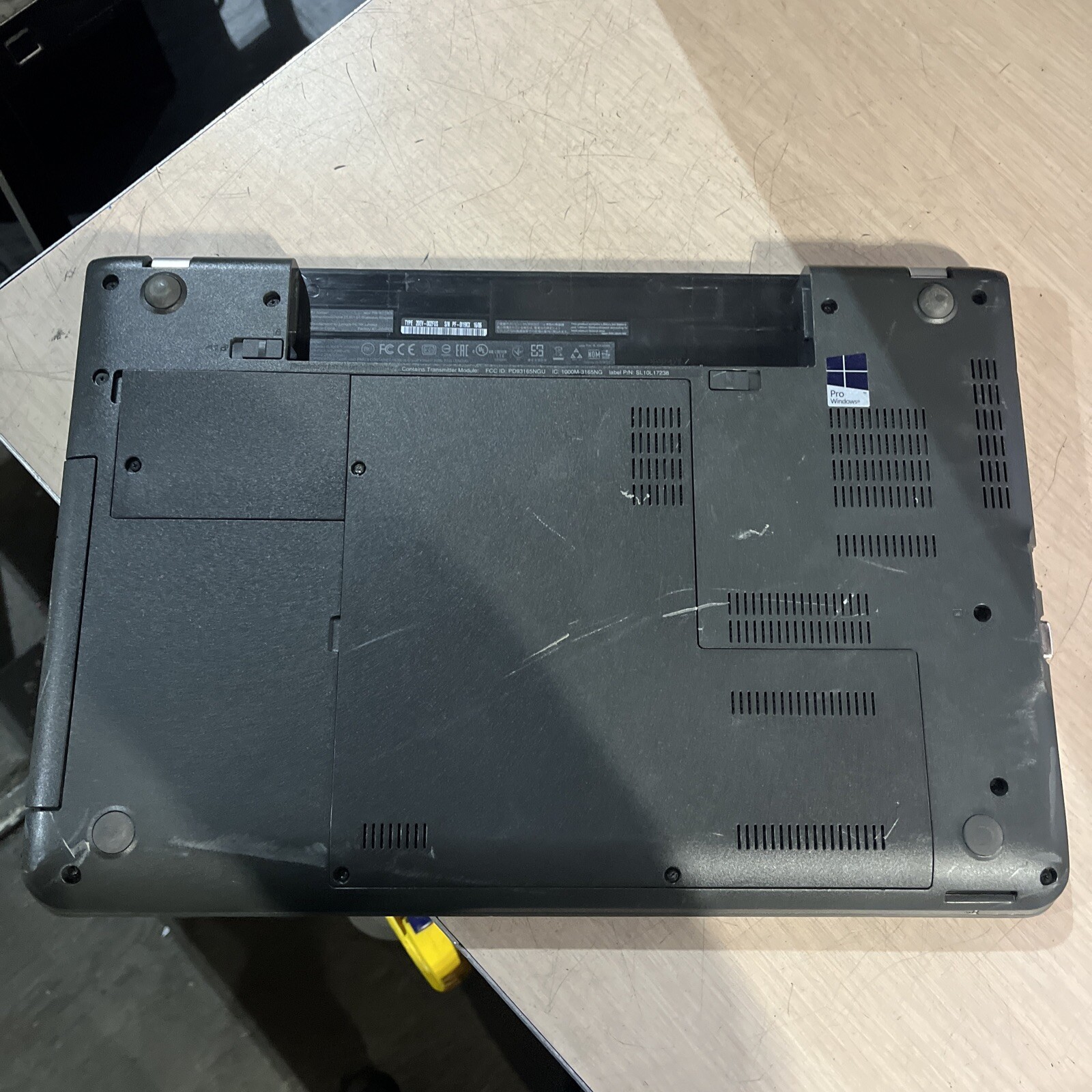 LENOVO THINKPAD E560 INTEL CORE I5 4GB RAM NO HD